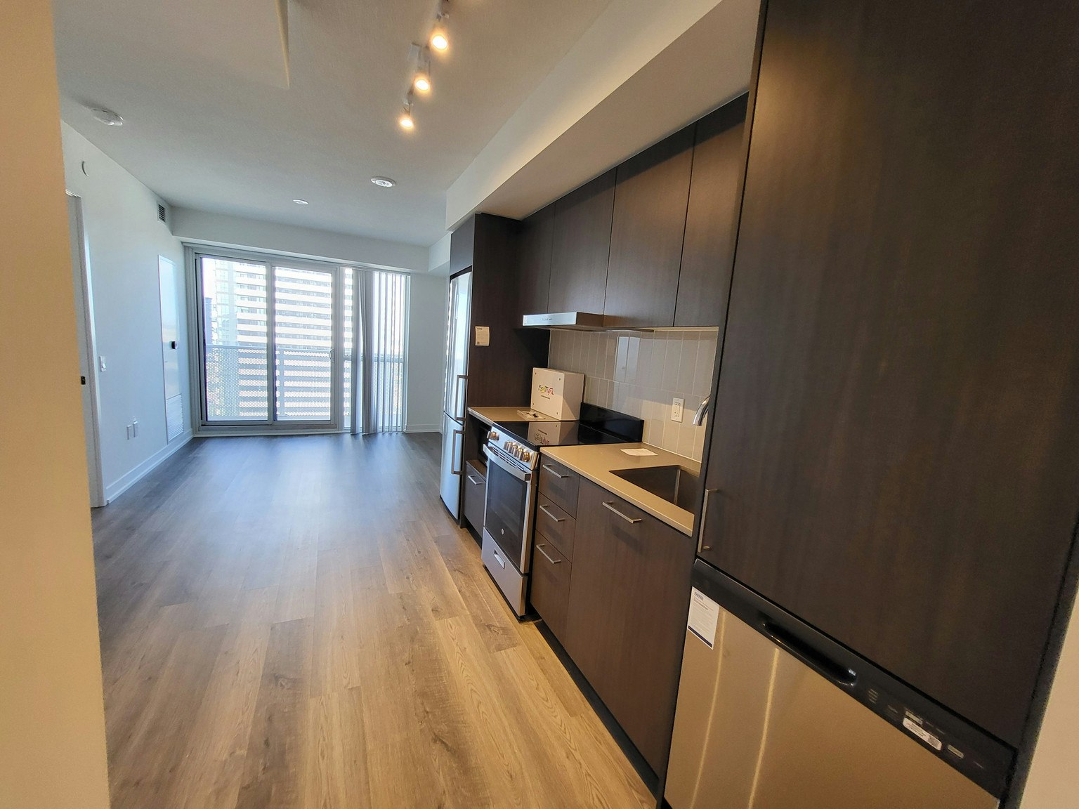 3101-225 Commerce Street, Vaughan, ON, L4K 0R1 - 4