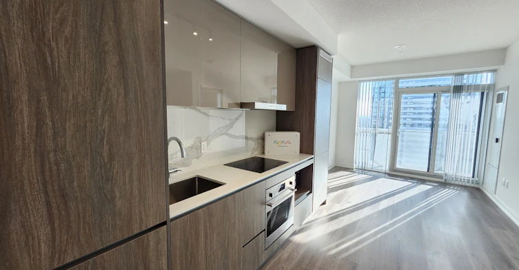 2216-225 Commerce Street, Vaughan, ON, L4K 0R1 - 4