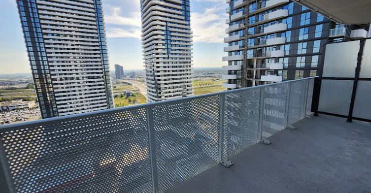 2202-225 Commerce Street, Vaughan, ON, L4K 0R1