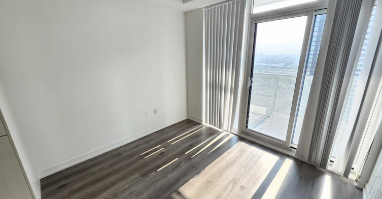2716-225 Commerce Street, Vaughan, ON, L4K 0R1 - 3