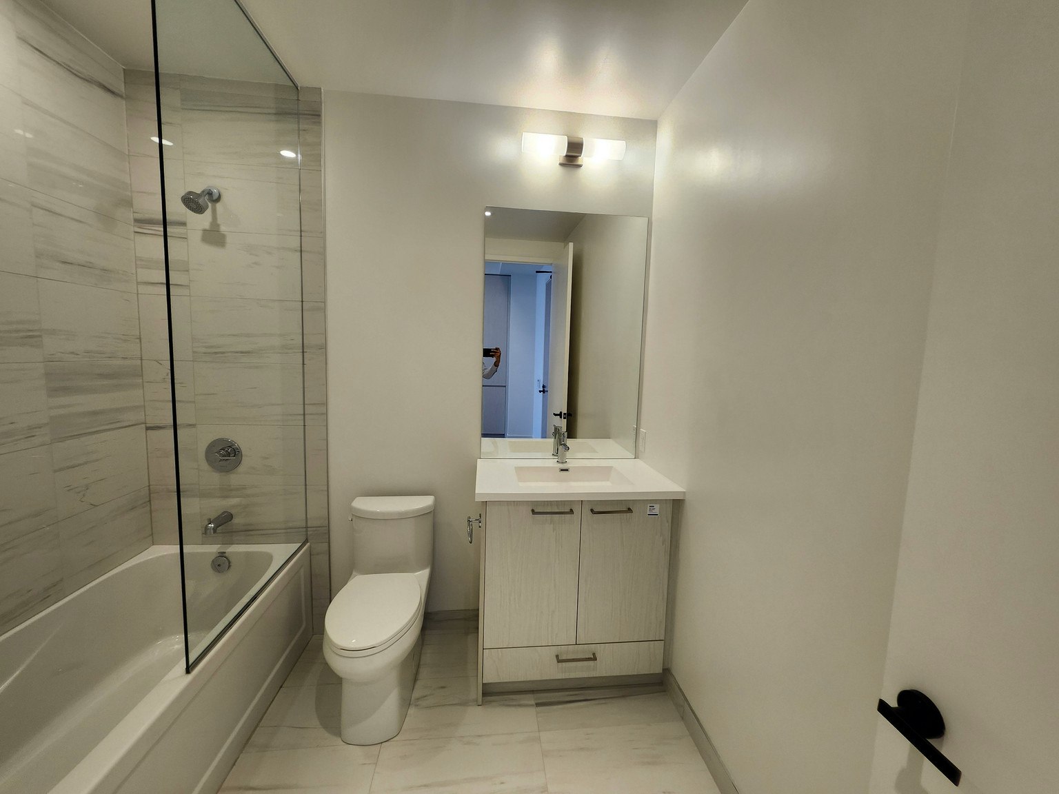 3111-225 Commerce Street, Vaughan, ON, L4K 0R1 - 6