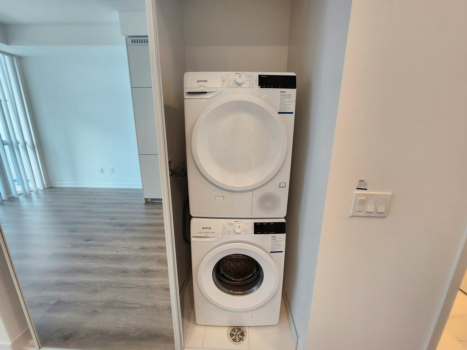 3111-225 Commerce Street, Vaughan, ON, L4K 0R1 - 7