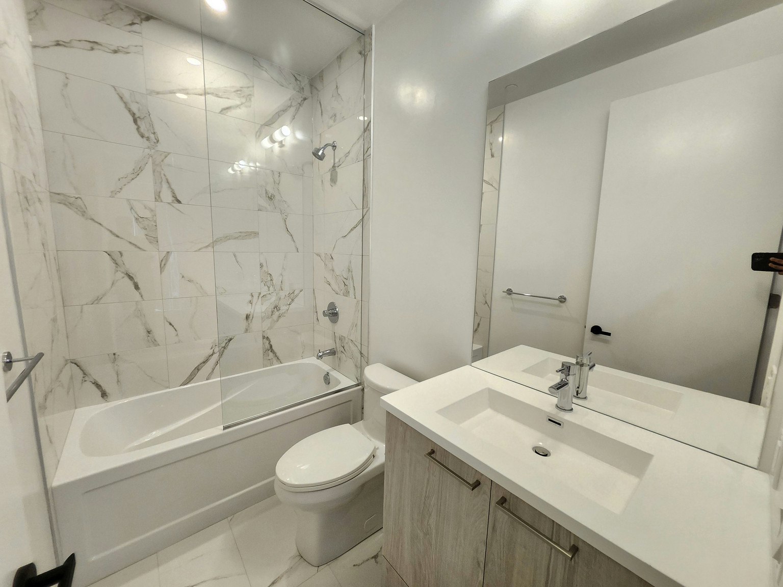 6515-225 Commerce Street, Vaughan, ON, L4K 0R1 - 4