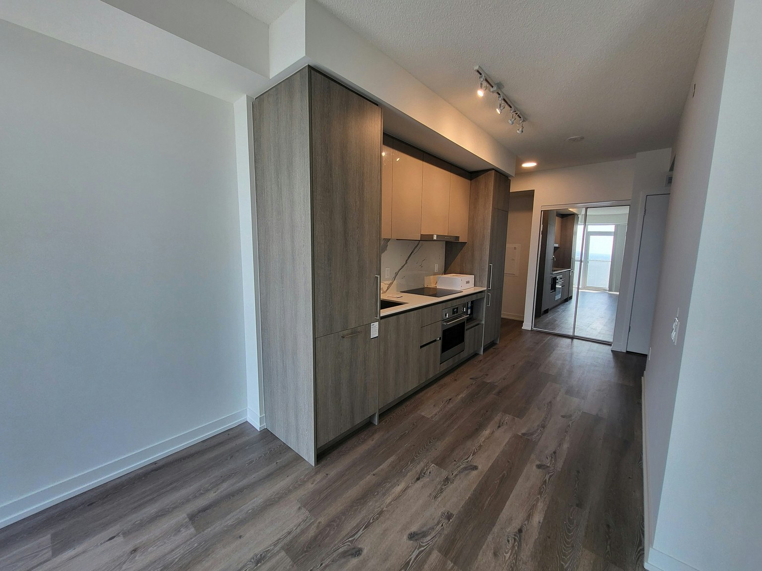 4908-225 Commerce Street, Vaughan, ON, L4K 0R1 - 7