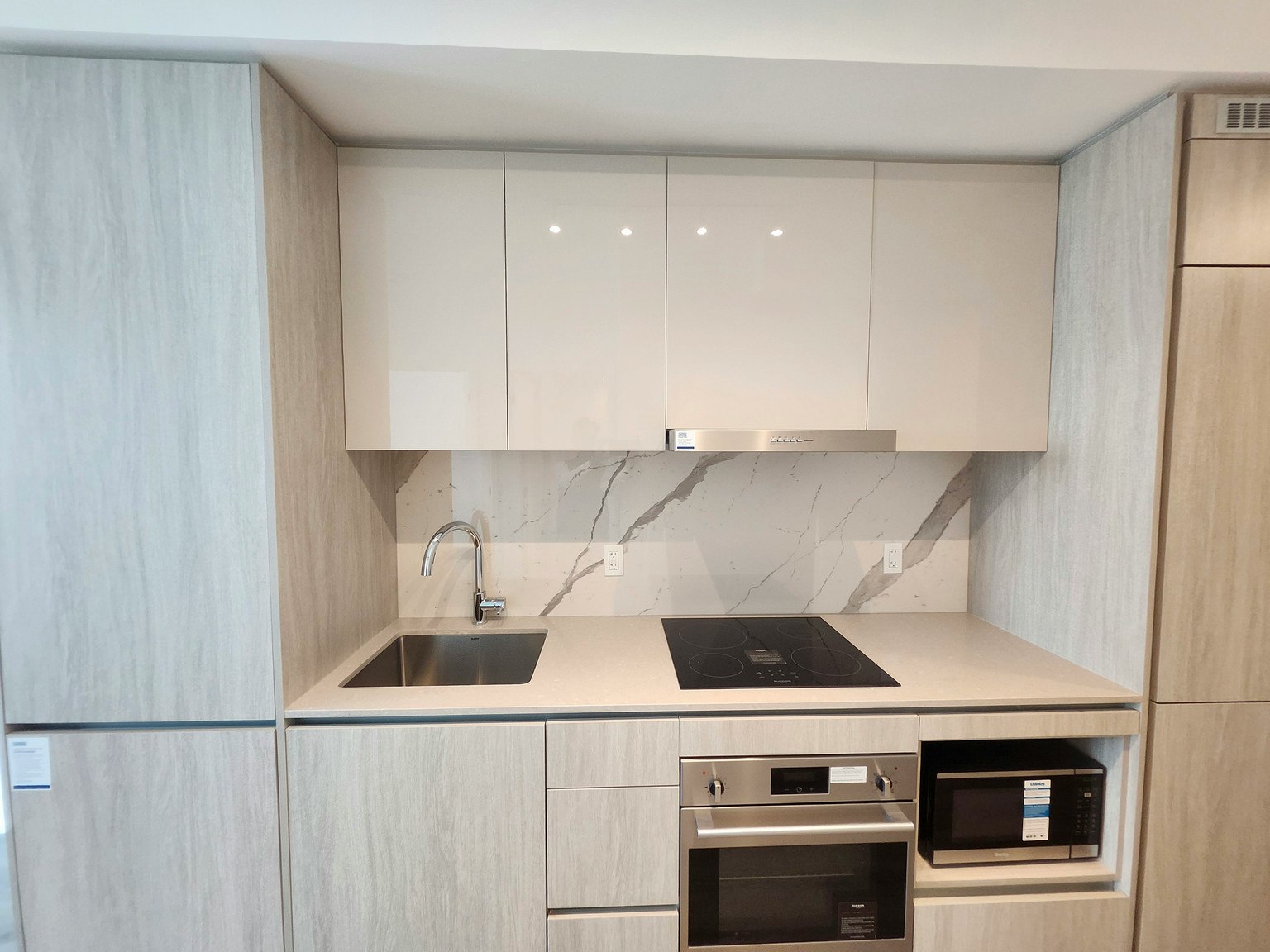 1215-225 Commerce Street, Vaughan, ON, L4K 0R1 - 6