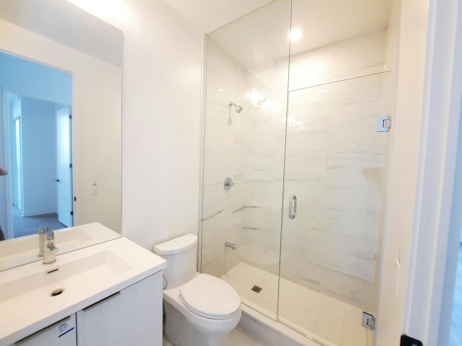 610-225 Commerce Street, Vaughan, ON, L4K 0R1 - 2
