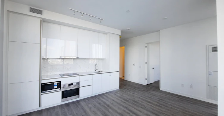 610-225 Commerce Street, Vaughan, ON, L4K 0R1 - 5