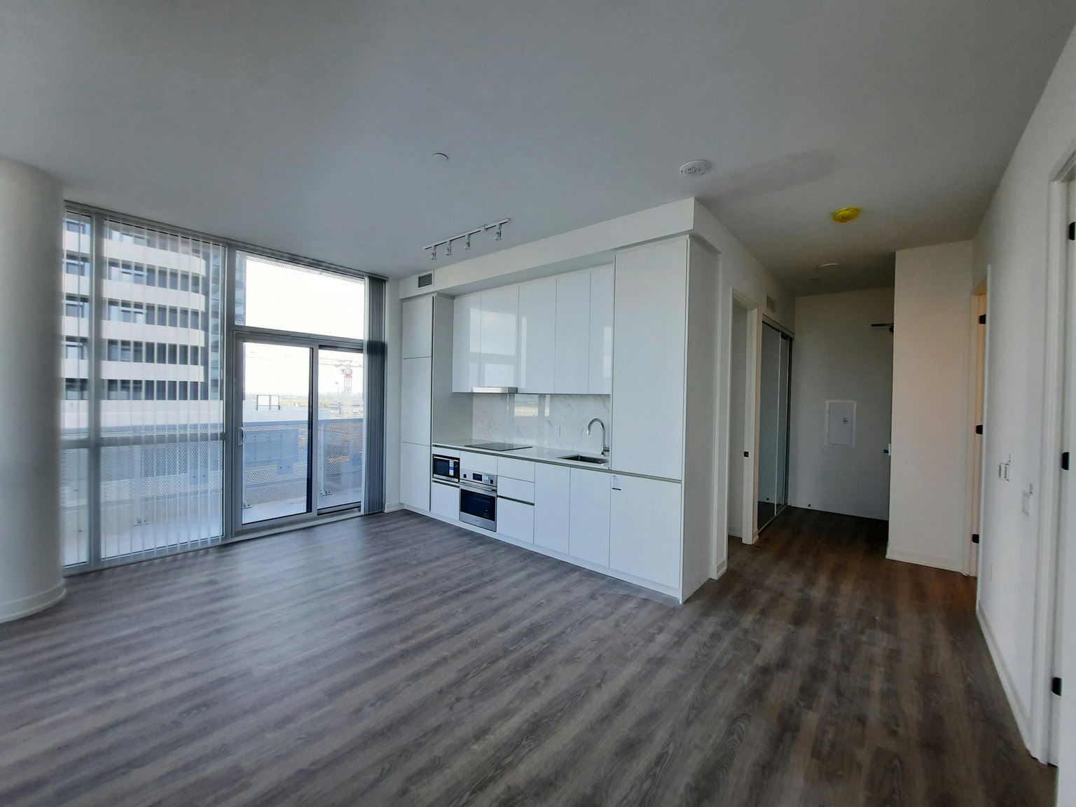 610-225 Commerce Street, Vaughan, ON, L4K 0R1 - 4