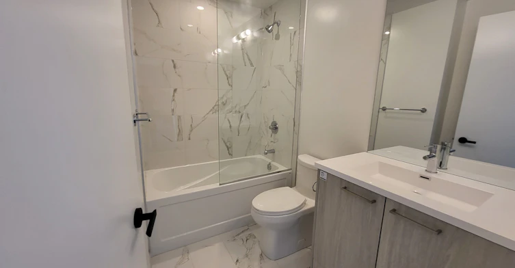 3907-225 Commerce Street, Vaughan, ON, L4K 0R1 - 4