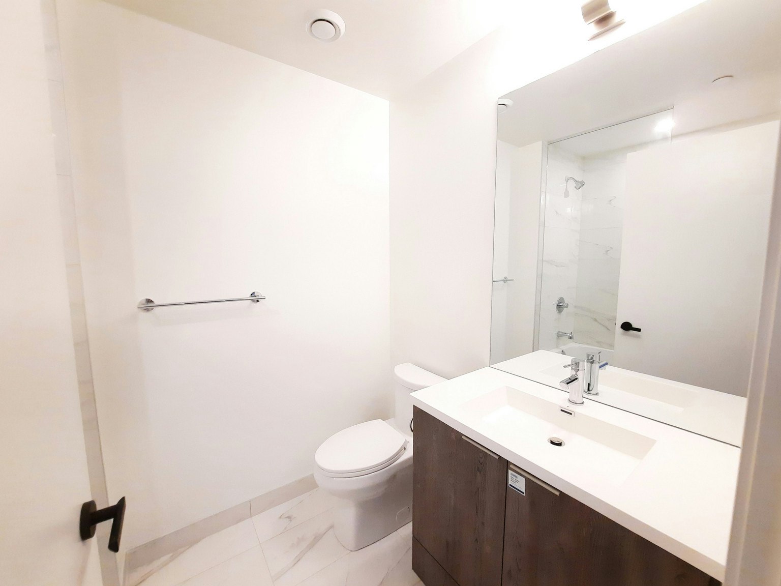 1803-225 Commerce Street, Vaughan, ON, L4K 0R1 - 2