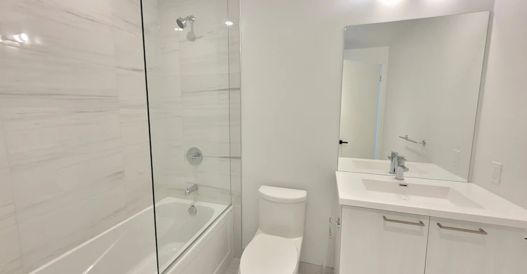 2007-225 Commerce Street, Vaughan, ON, L4K 0R1 - 4