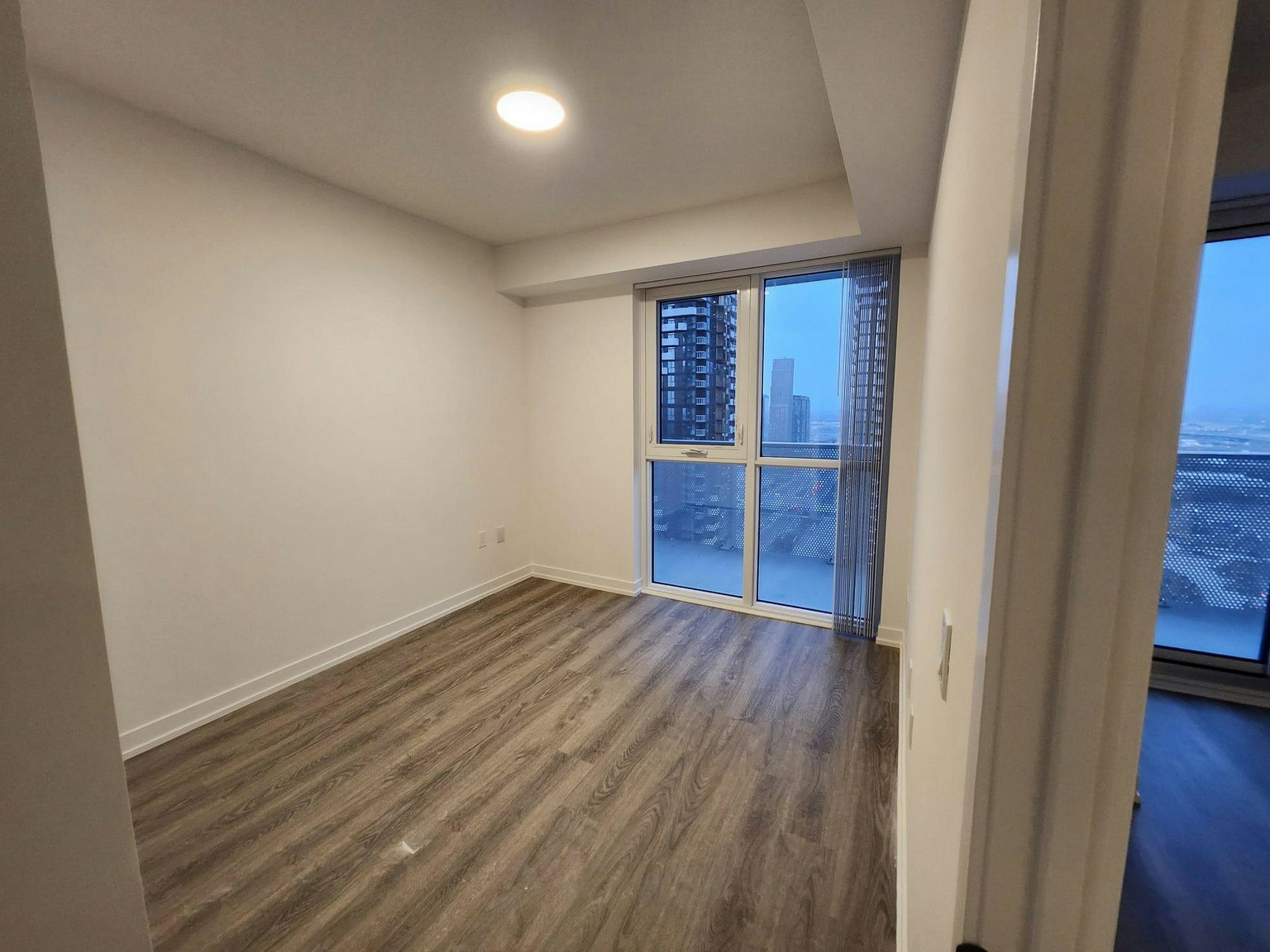 3916-225 Commerce Street, Vaughan, ON, L4K 0R1 - 6