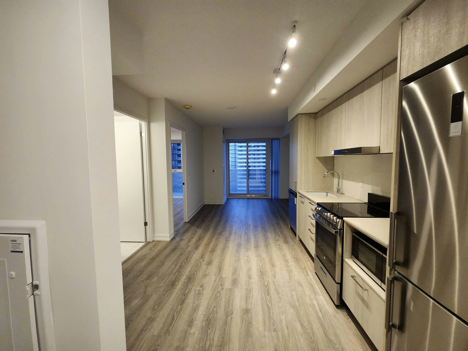 3916-225 Commerce Street, Vaughan, ON, L4K 0R1 - 5