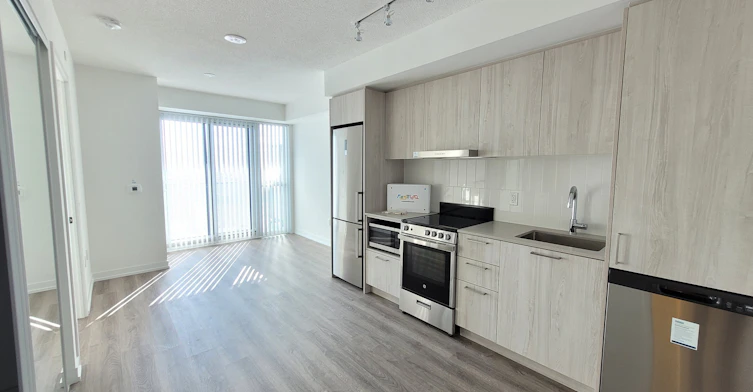 2005-225 Commerce Street, Vaughan, ON, L4K 0R1 - 4