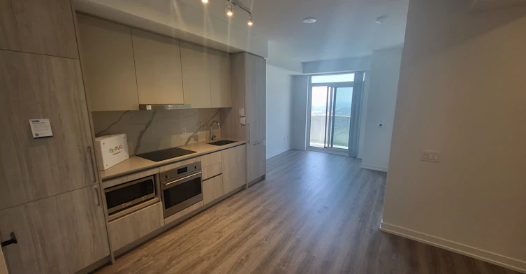 5210-225 Commerce Street, Vaughan, ON, L4K 0R1 - 5