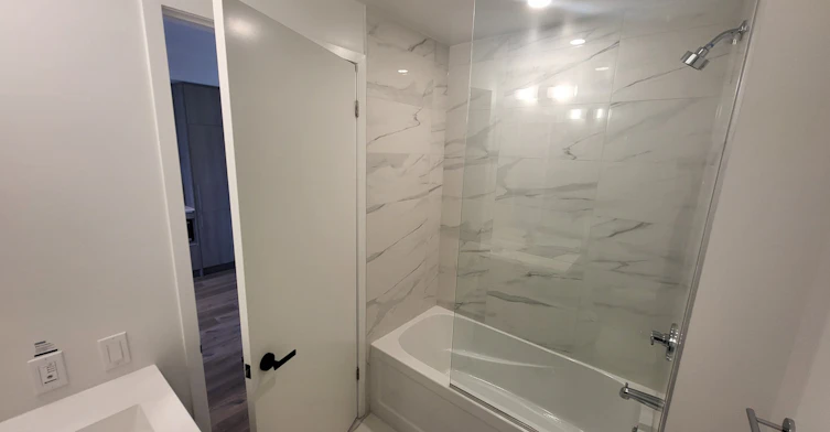 5910-225 Commerce Street, Vaughan, ON, L4K 0R1 - 4
