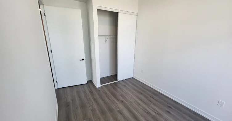 2712-225 Commerce Street, Vaughan, ON, L4K 0R1 - 6
