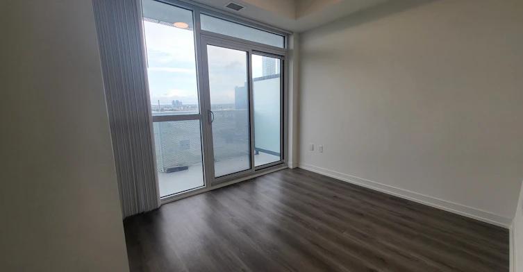709-225 Commerce Street, Vaughan, ON, L4K 0R1 - 9