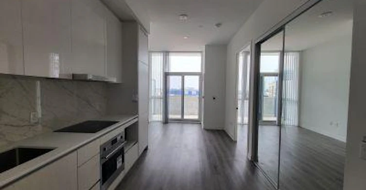 618-225 Commerce Street, Vaughan, ON, L4K 0R1 - 2