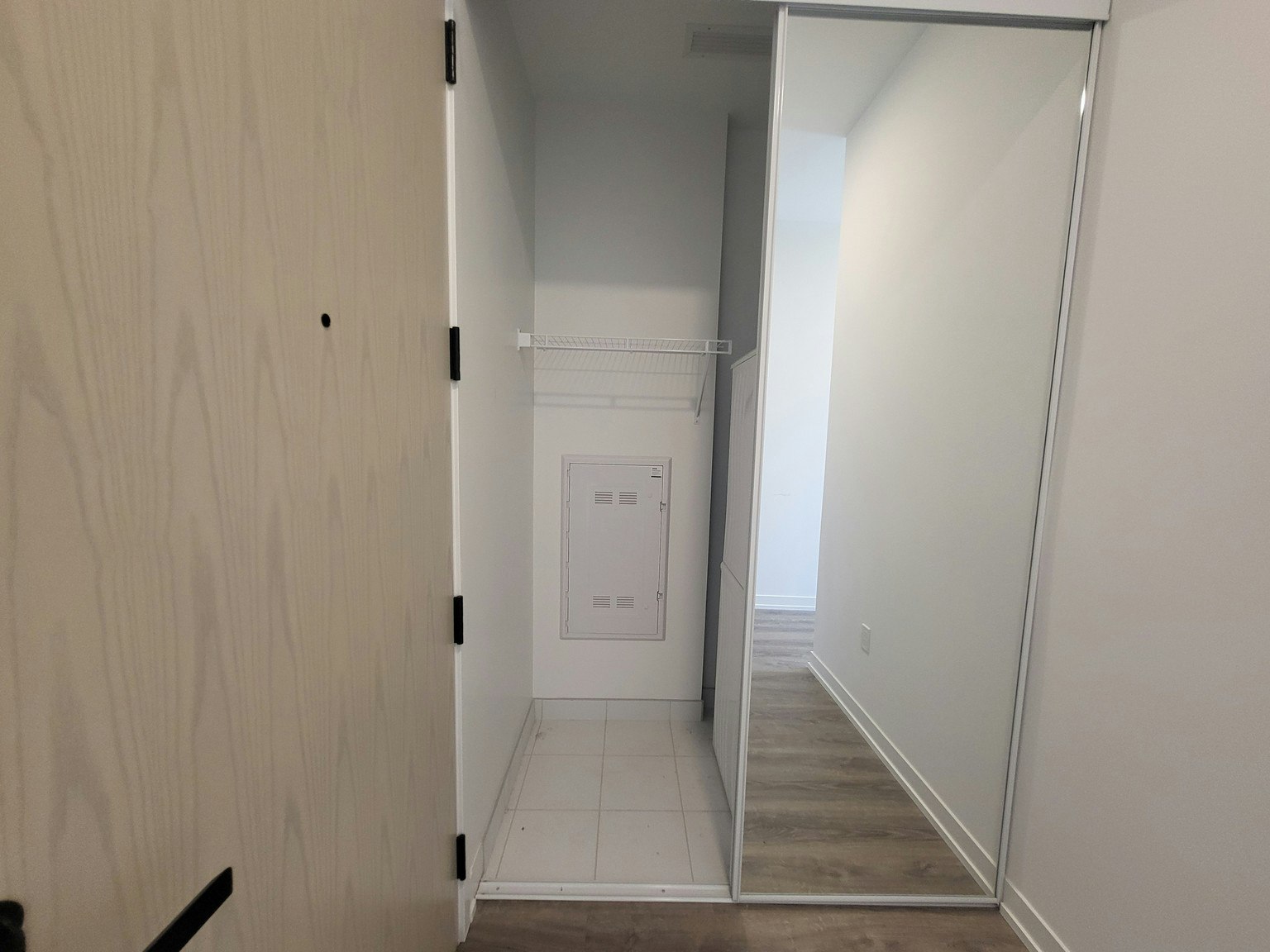 105-225 Commerce Street, Vaughan, ON, L4K 0R1 - 2