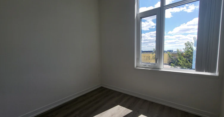 105-225 Commerce Street, Vaughan, ON, L4K 0R1 - 7