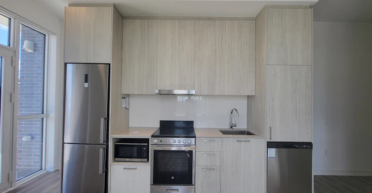 105-225 Commerce Street, Vaughan, ON, L4K 0R1 - 9
