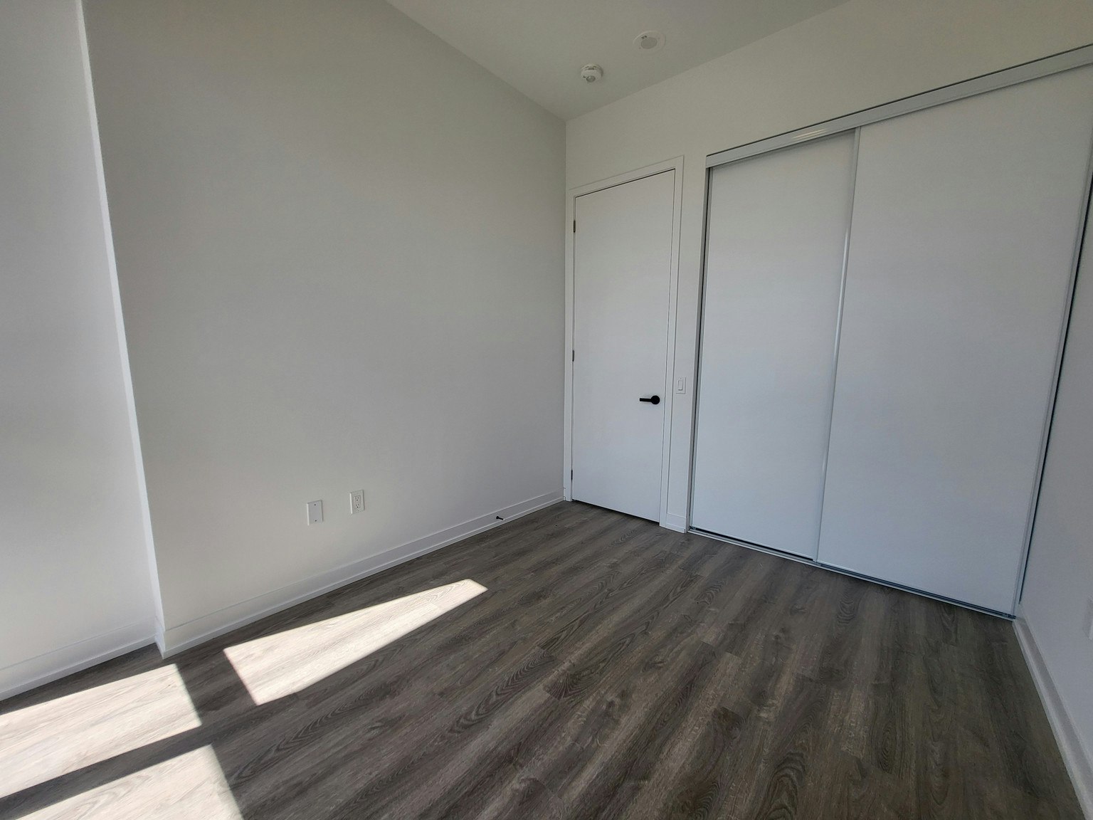 105-225 Commerce Street, Vaughan, ON, L4K 0R1 - 6