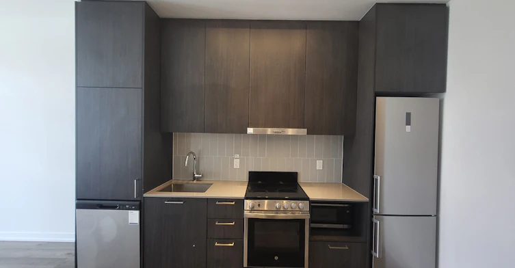 111-225 Commerce Street, Vaughan, ON, L4K 0R1 - 6