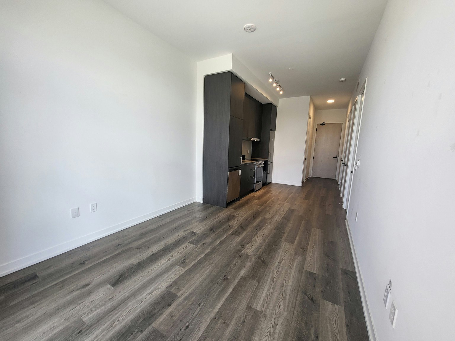 111-225 Commerce Street, Vaughan, ON, L4K 0R1 - 12