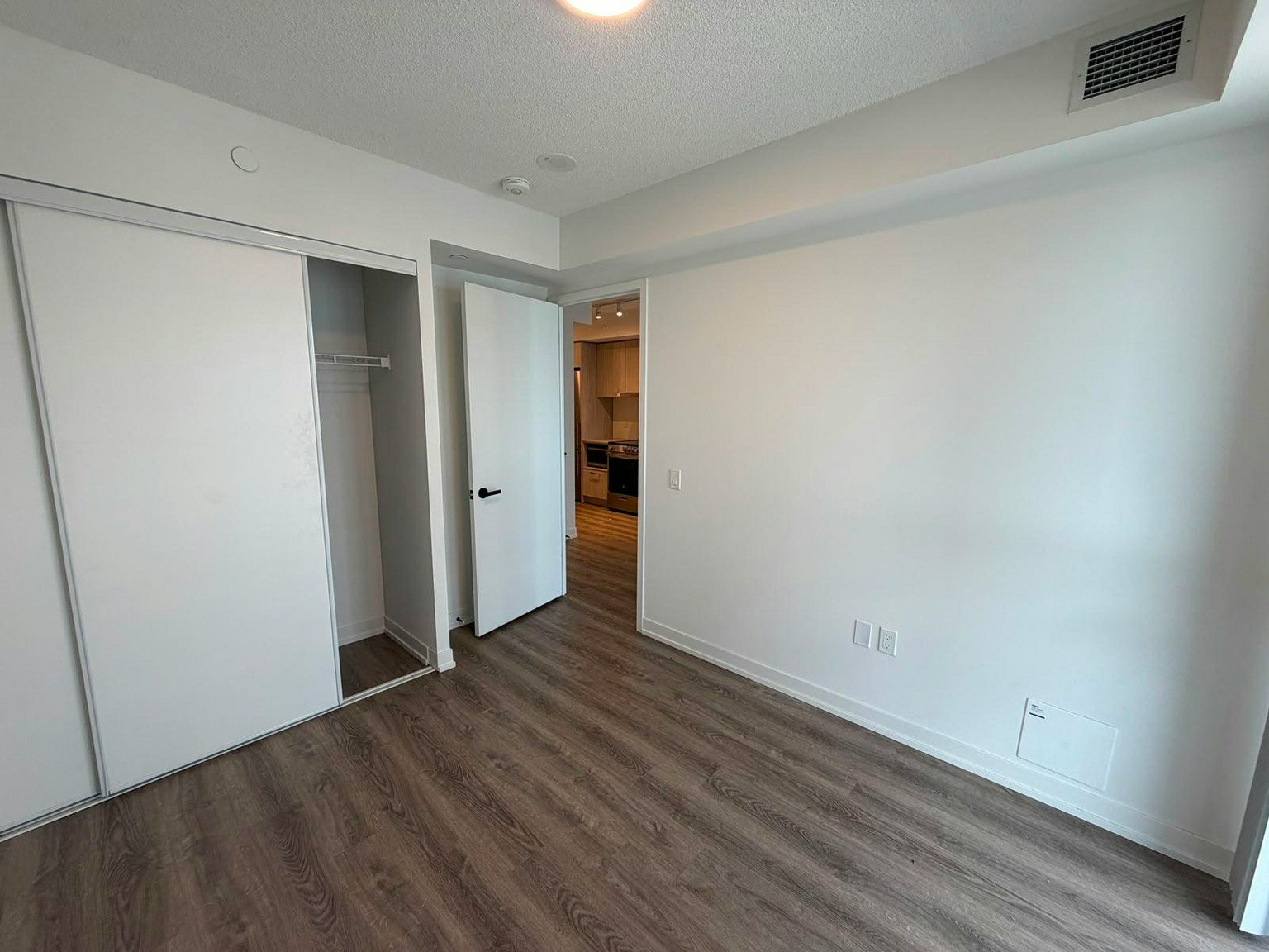 1702-225 Commerce Street, Vaughan, ON, L4K 0R1 - 5