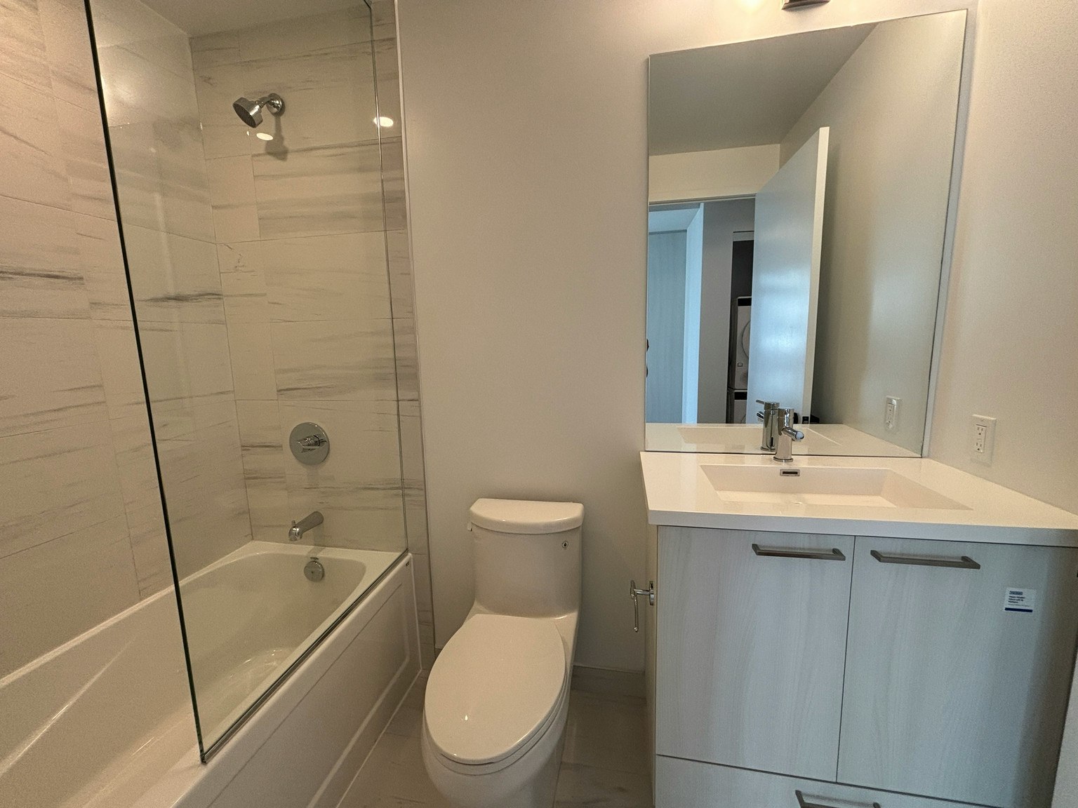 4815-225 Commerce Street, Vaughan, ON, L4K 0R1 3