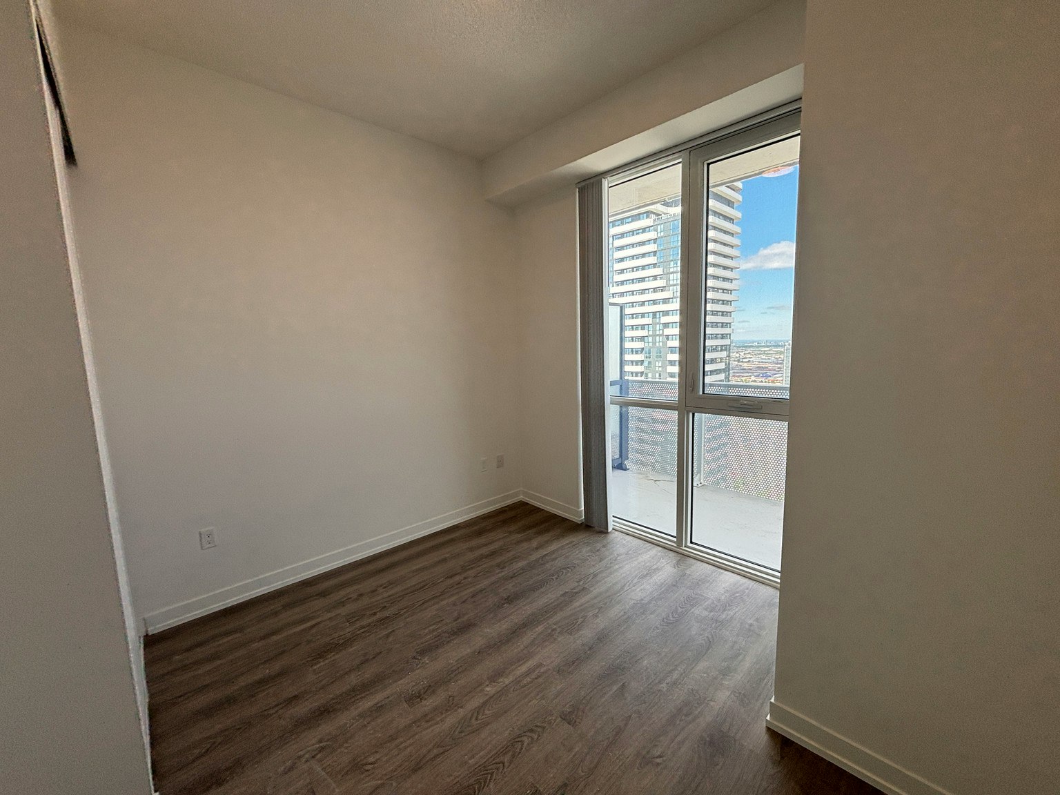 5301-225 Commerce Street, Vaughan, ON, L4K 0R1 - 7
