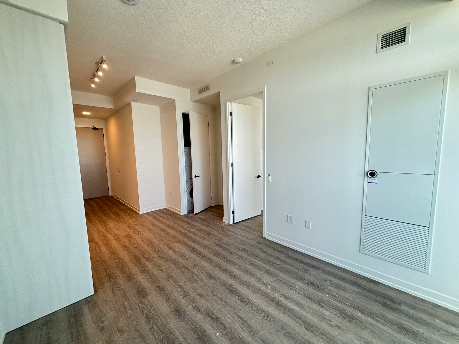 5301-225 Commerce Street, Vaughan, ON, L4K 0R1 - 6