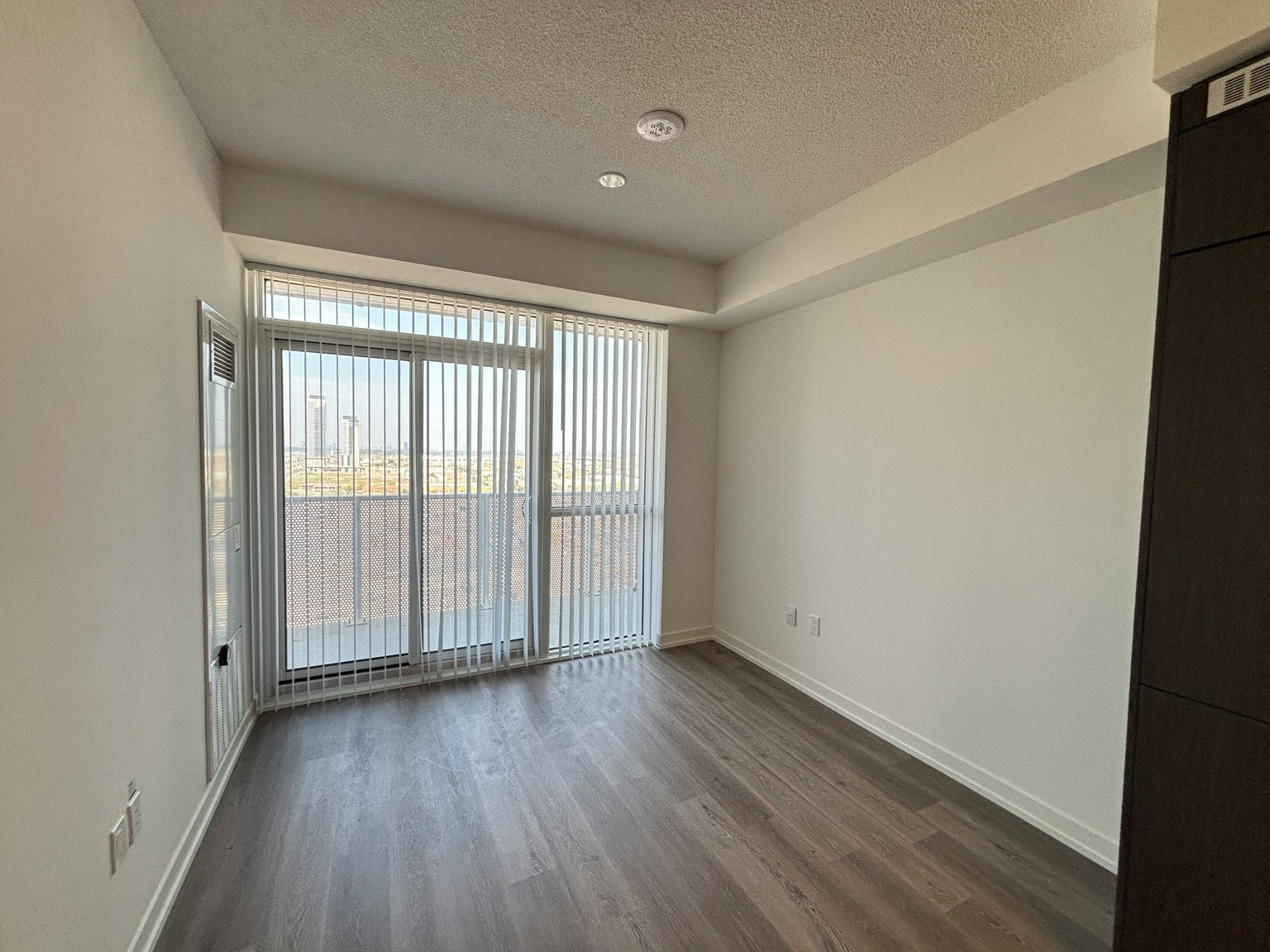 2008-225 Commerce Street, Vaughan, ON, L4K 0R1 - 3