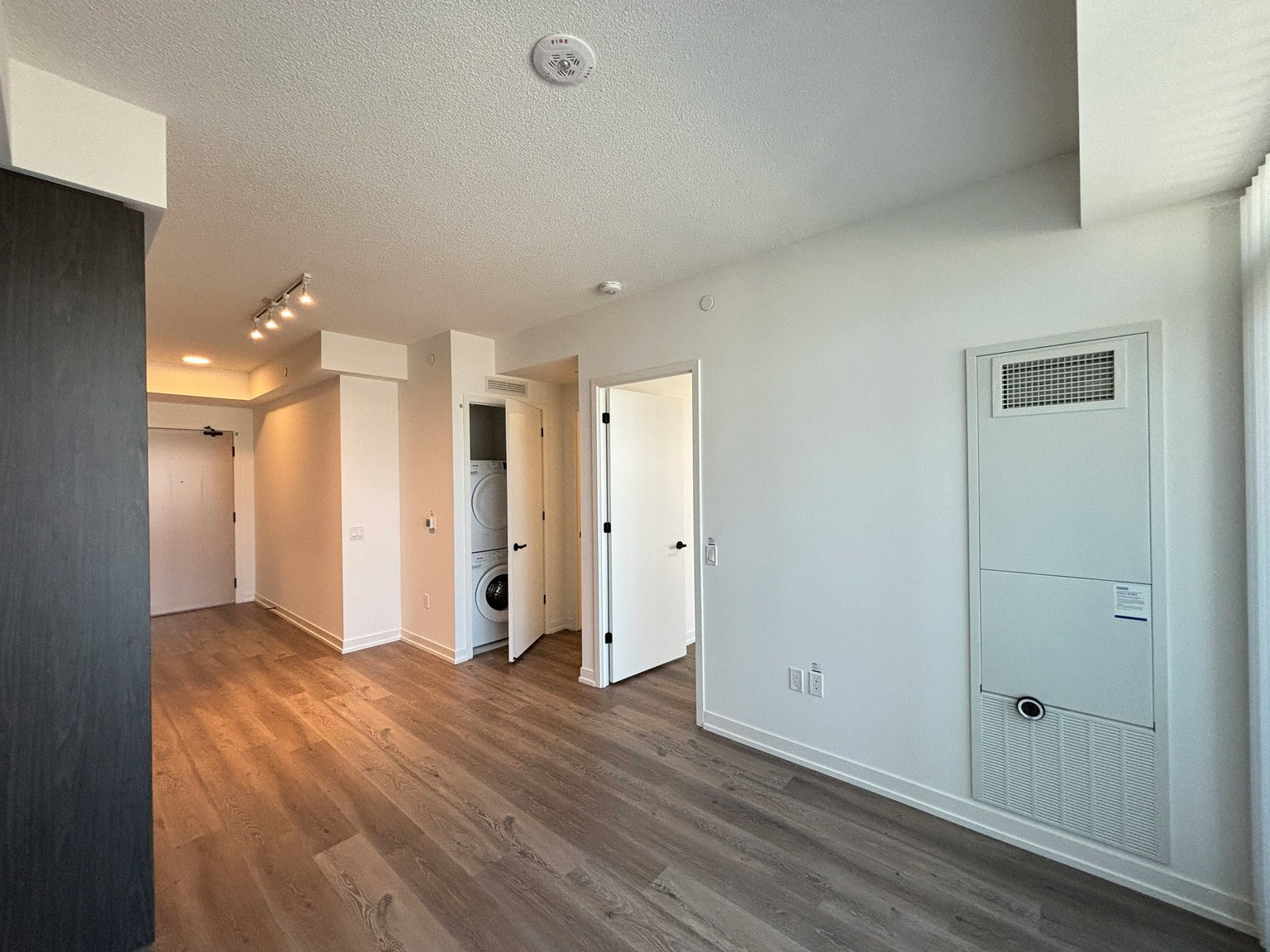 2008-225 Commerce Street, Vaughan, ON, L4K 0R1 - 4