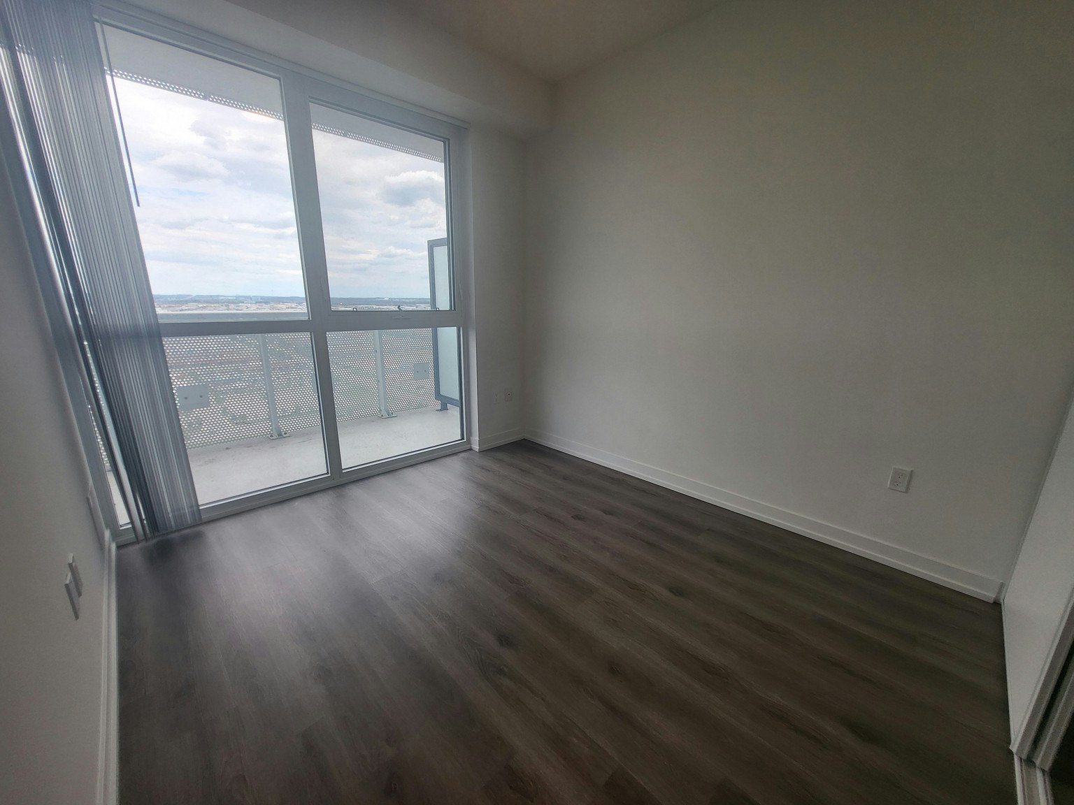 2811-225 Commerce Street, Vaughan, ON, L4K 0R1 - 3