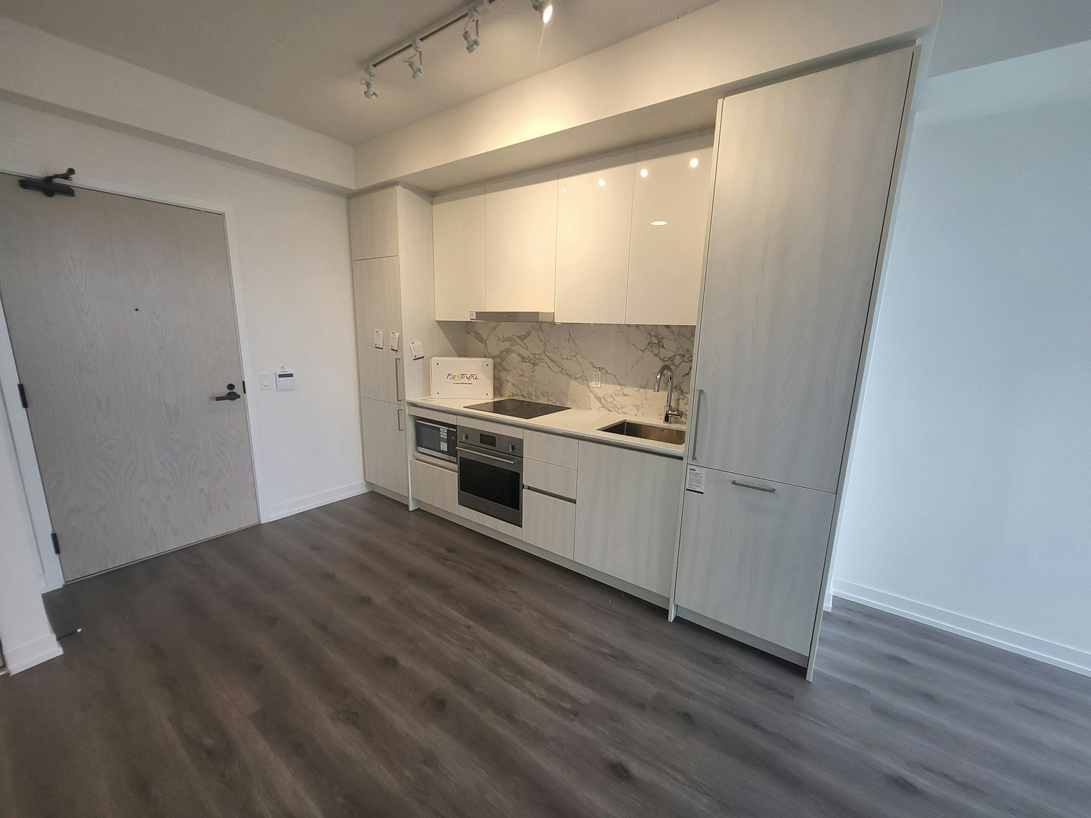 2811-225 Commerce Street, Vaughan, ON, L4K 0R1 - 8