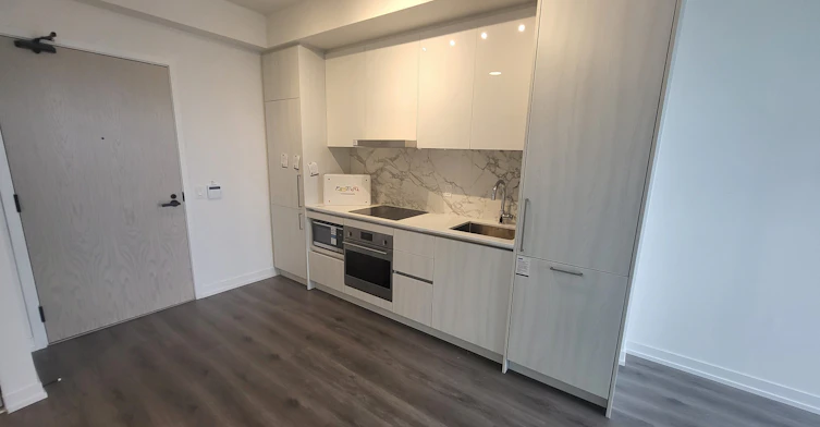 2811-225 Commerce Street, Vaughan, ON, L4K 0R1 - 8