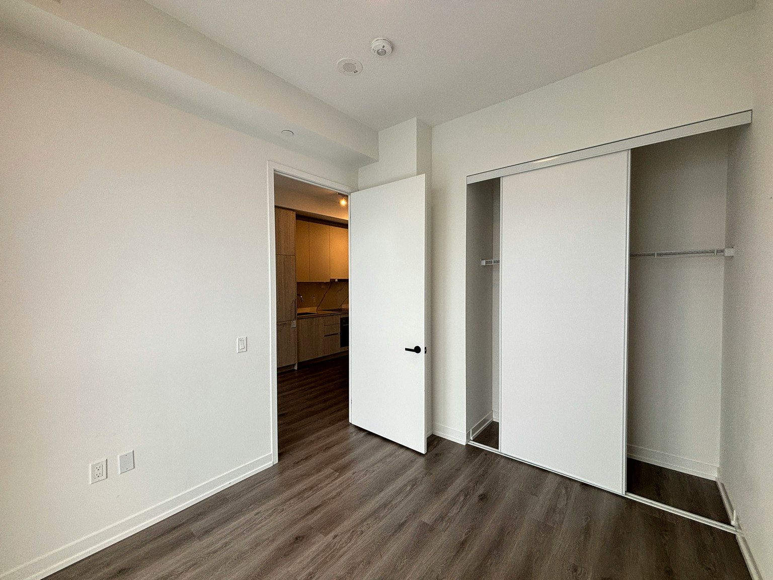 1610-225 Commerce Street, Vaughan, ON, L4K 0R1 - 8