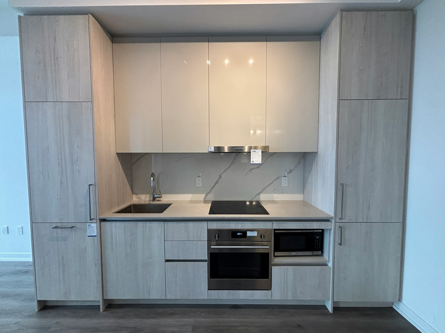 1610-225 Commerce Street, Vaughan, ON, L4K 0R1 3