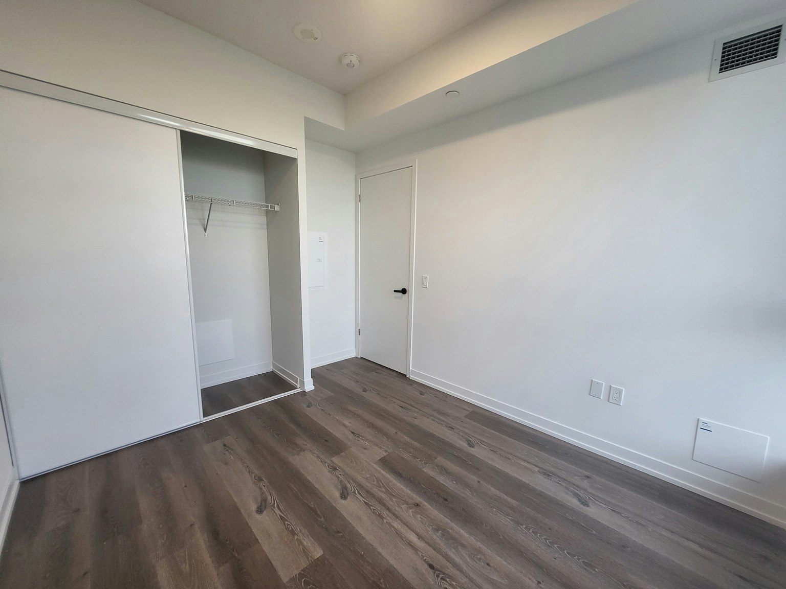 515-225 Commerce Street, Vaughan, ON, L4K 0R1 - 8
