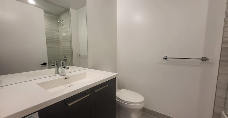515-225 Commerce Street, Vaughan, ON, L4K 0R1 - 3