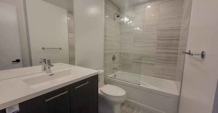 2215-225 Commerce Street, Vaughan, ON, L4K 0R1 - 4