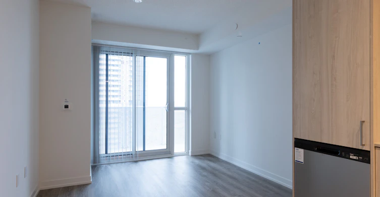 225 Commerce Street, Vaughan, ON, L4K 0R1 - 11