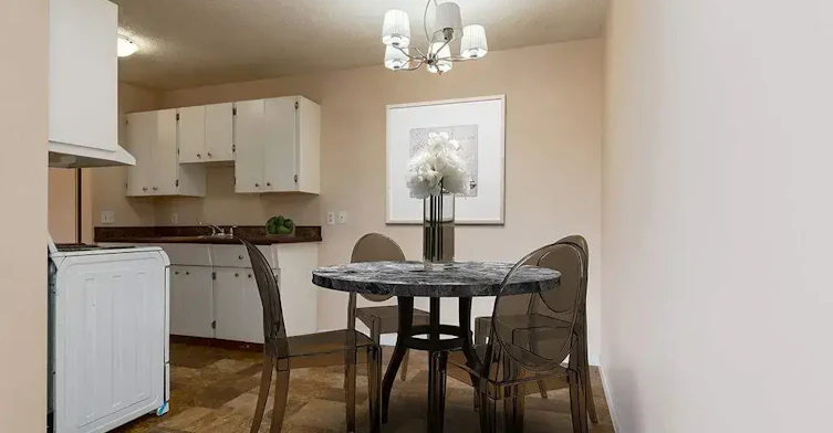 111-4822 54 Street, Red Deer, AB, T4N 2N1 - 2