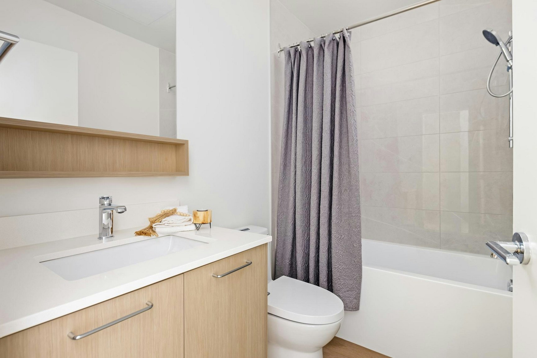 1529 Oxford Street, North Vancouver, BC, V7J 1E6 - 12