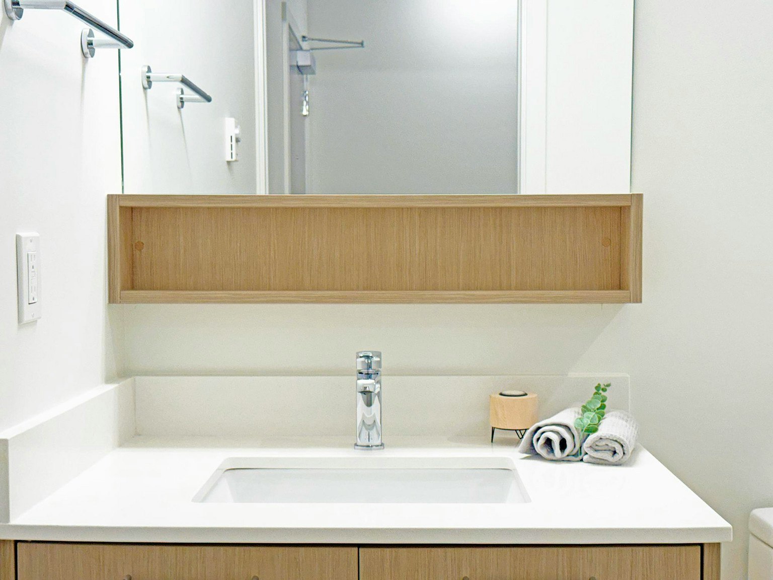 1529 Oxford Street, North Vancouver, BC, V7J 1E6 - 13
