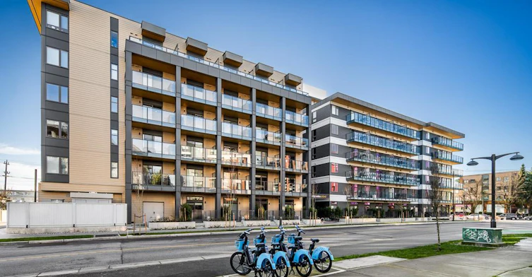 1529 Oxford Street, North Vancouver, BC, V7J 1E6
