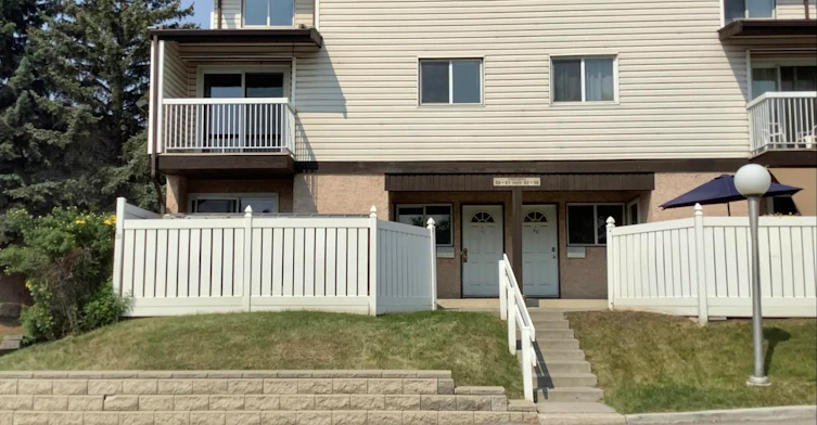 3705 Fonda Way SE, Calgary, AB, T2A 6G9