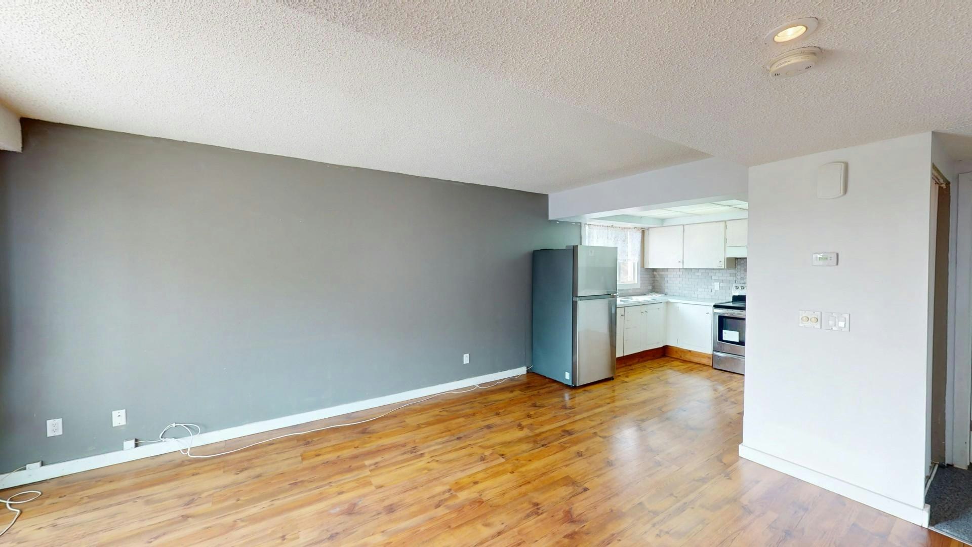 3705 Fonda Way SE, Calgary, AB, T2A 6G9 - 2